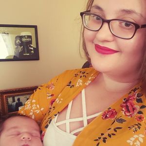 Meet your Posher, Leona